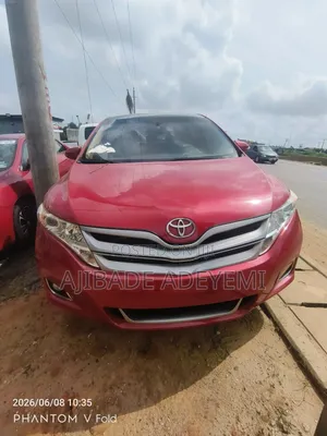 Toyota Venza XLE 4dr Wagon (3.5L 6cyl 6A) 2014 Red