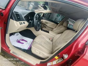 Toyota Venza XLE 4dr Wagon (3.5L 6cyl 6A) 2014 Red