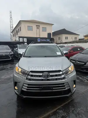 Toyota Highlander 2017 Silver