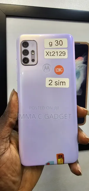 Motorola Moto G30 128 GB Purple
