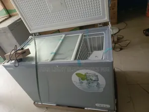 218 Bona Dc Solar Chest Freezer