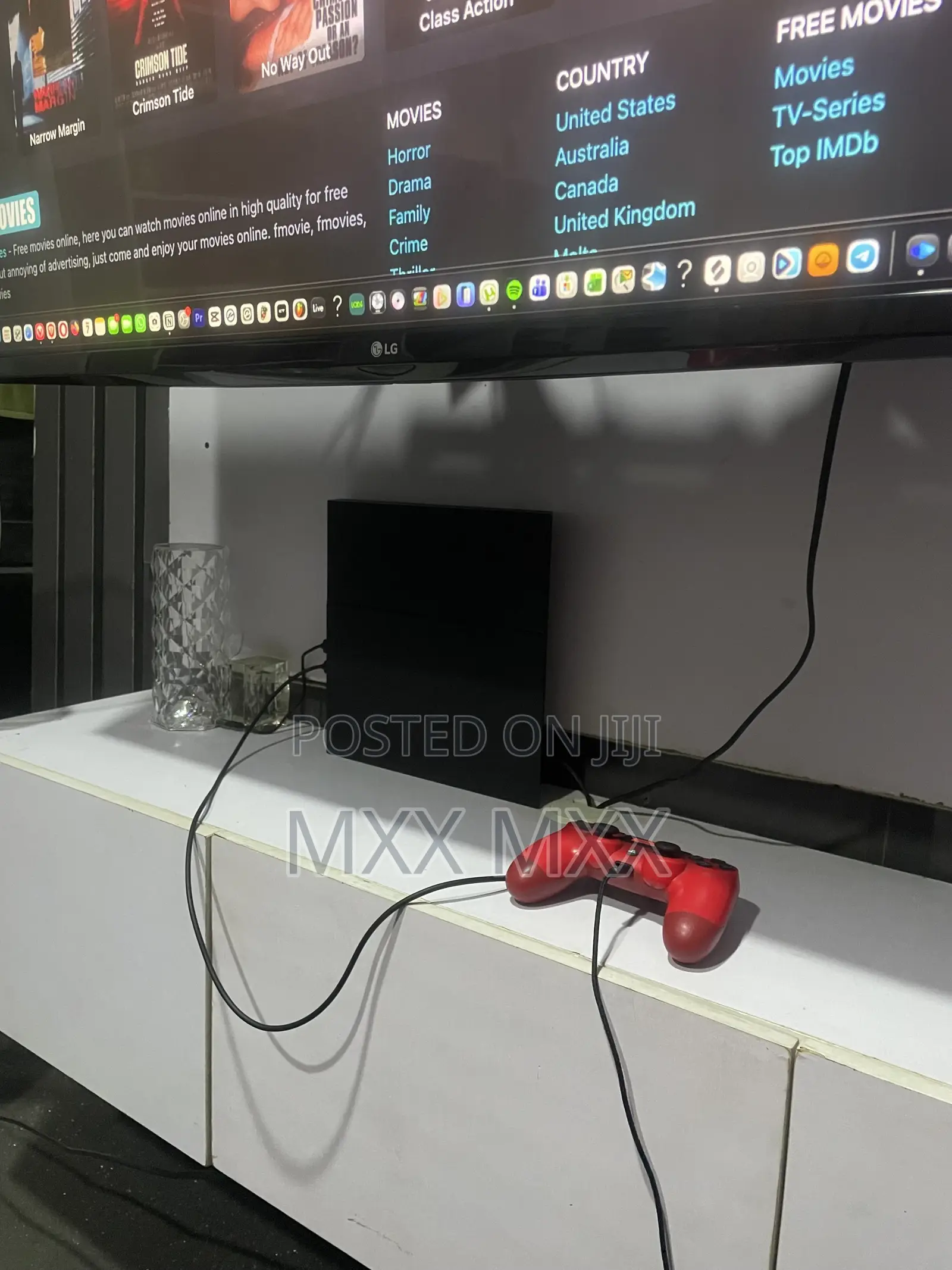 Ps4 With 2 Pads Plus 6 Games