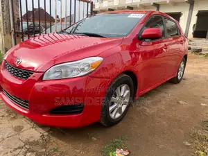 Toyota Matrix Hatchback FWD (1.8L 4cyl 5M) 2010 Pink