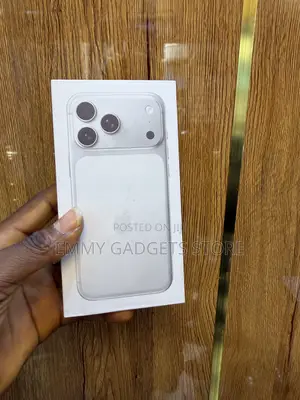 New Apple iPhone 17 Pro 256 GB Silver
