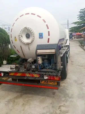 Bobtail Gas Delivery Trucks