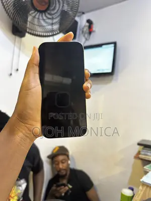 Apple iPhone 16 Pro 256 GB Gold