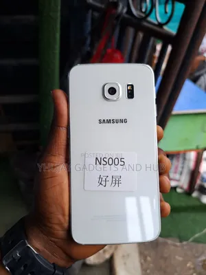 Samsung Galaxy S6 edge 32 GB White