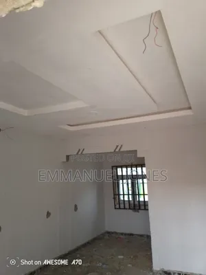 2bdrm Block of Flats in Precious Estste, Sapele for rent