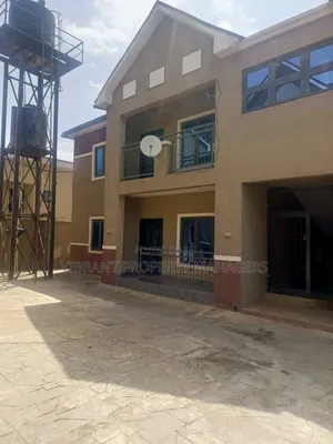 2bdrm Block of Flats in Barnawa Gra, Kaduna / Kaduna State for rent