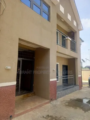 2bdrm Block of Flats in Barnawa Gra, Kaduna / Kaduna State for rent