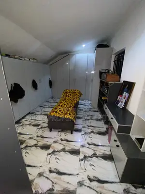 5bdrm Duplex in Reh Da Fortress, Sabon Lugbe for sale