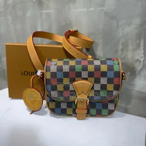 Top Notch Luxury Men's Crossbody Bags Best Quality Well Banded Package