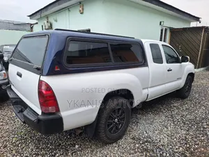 Toyota Tacoma Double Cab 4x4 4.0L V6 5-Speed Automatic 2013 White