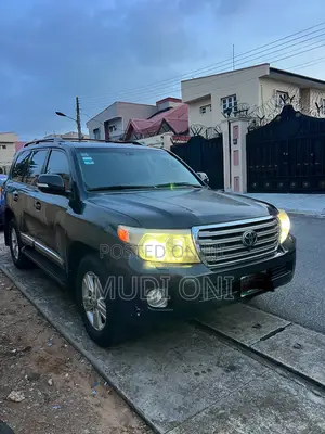 Toyota Land Cruiser 4.5 V8 GXR 2015 Black