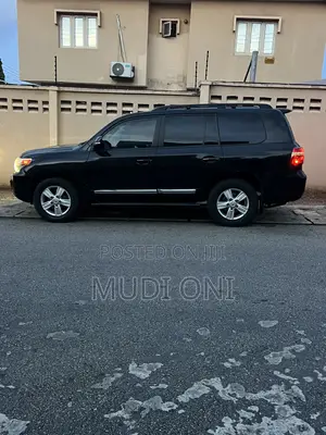 Toyota Land Cruiser 4.5 V8 GXR 2015 Black