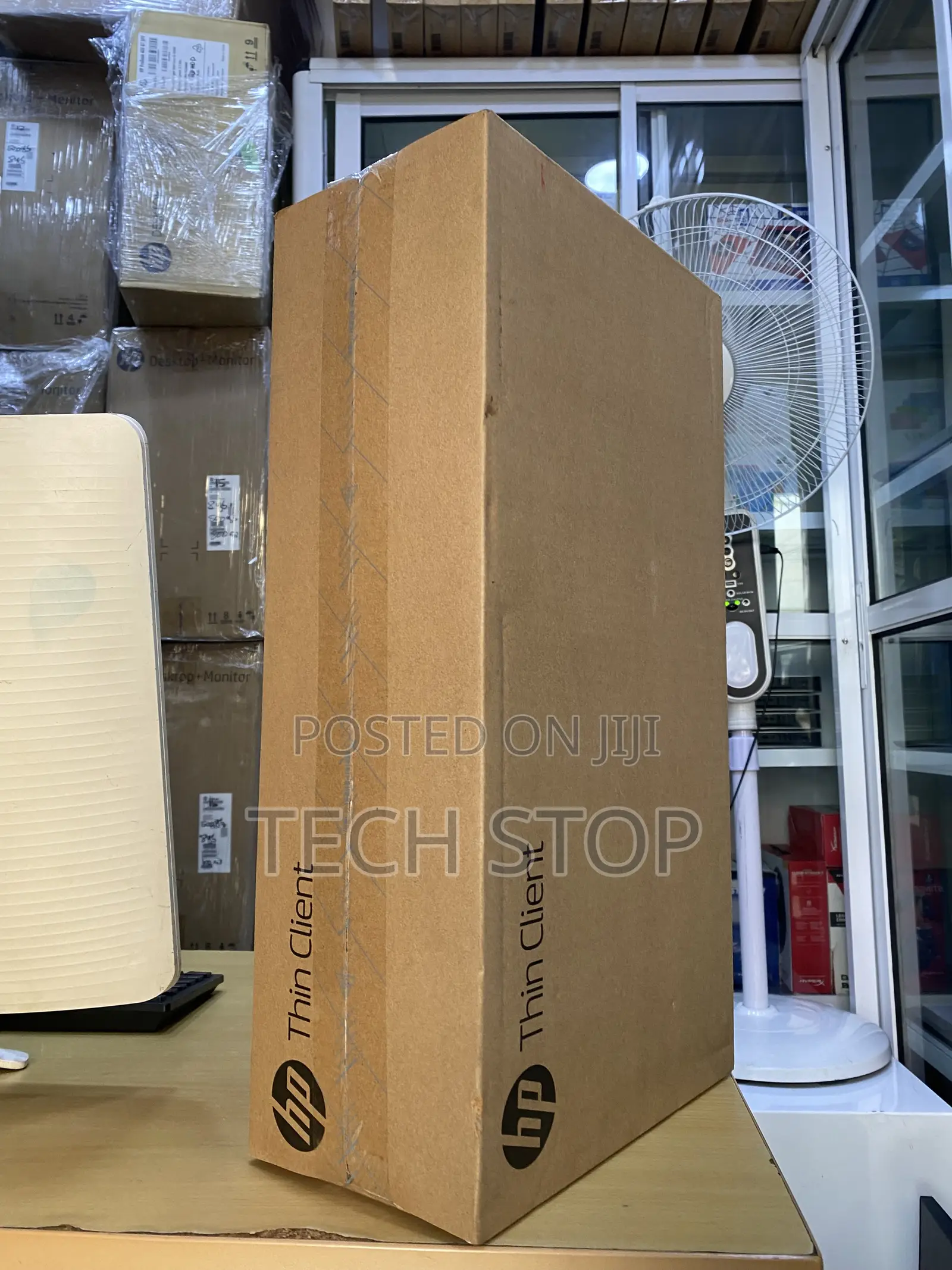 New Desktop Computer HP t530 4GB AMD SSD 32GB