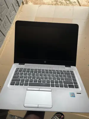 Laptop HP EliteBook 840 G4 8GB Intel Core i7 SSD 256GB