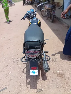 Bajaj Boxer 2024 Black