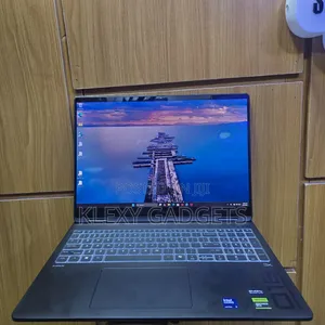 Laptop HP Omen Max 16 32GB Intel Core Ultra 9 SSD 2T