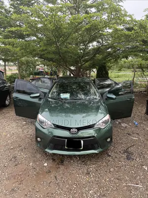 Toyota Corolla LE Eco 4dr Sedan (1.8L 4cyl CVT) 2016 Green
