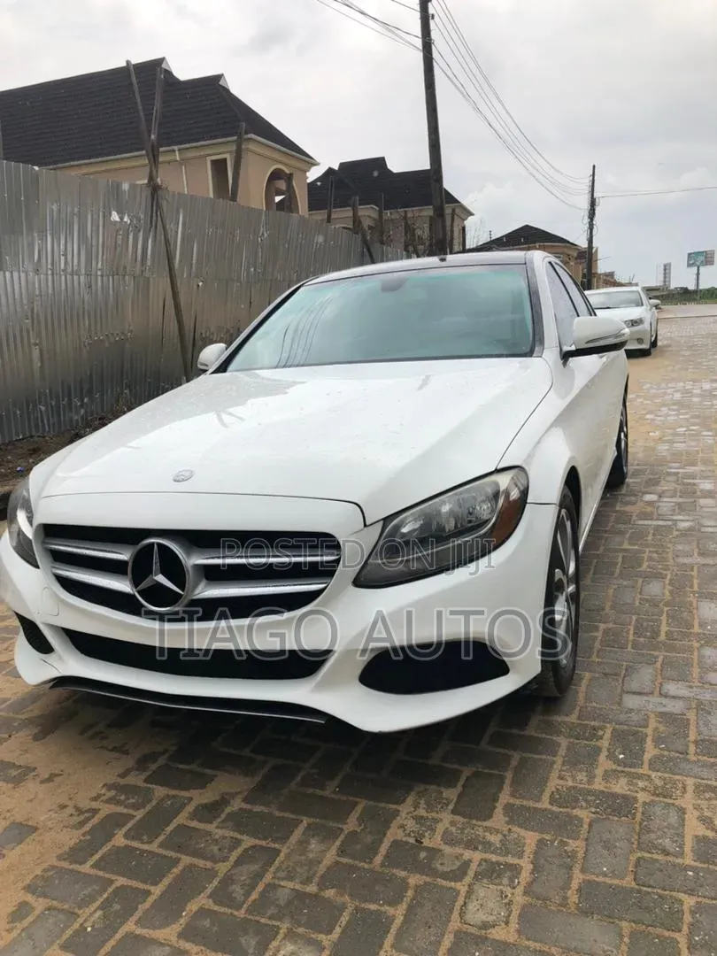 Mercedes-Benz C300 2015 White