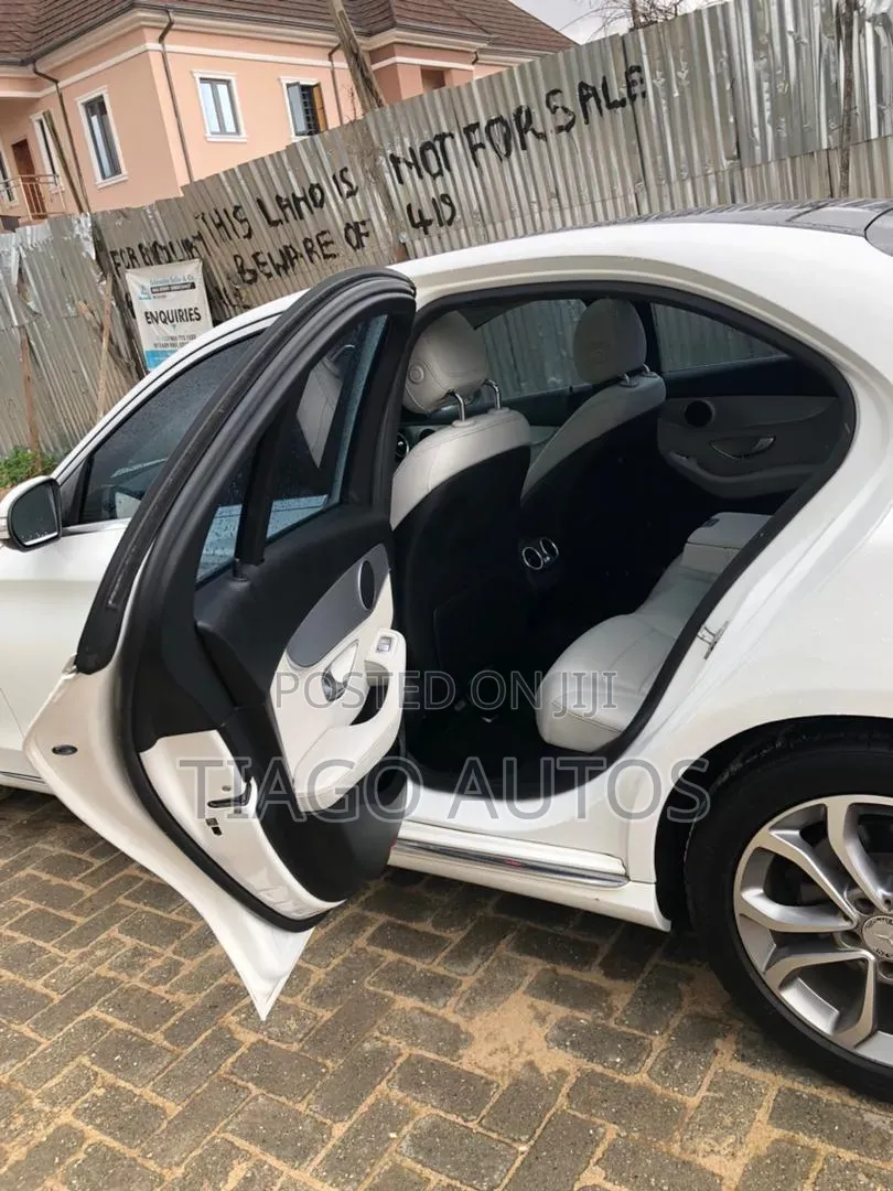 Mercedes-Benz C300 2015 White