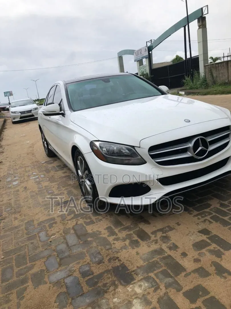 Mercedes-Benz C300 2015 White