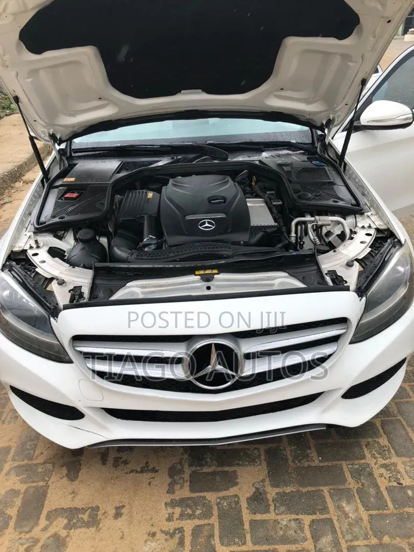 Mercedes-Benz C300 2015 White