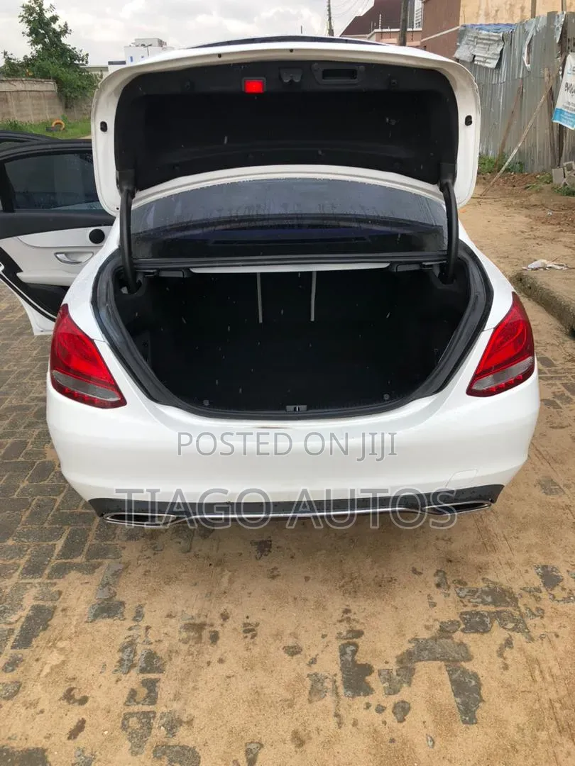 Mercedes-Benz C300 2015 White