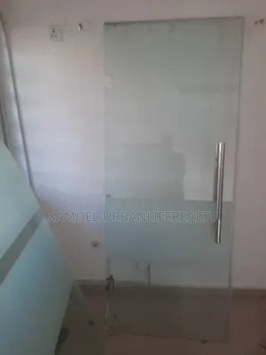 Neatly Used Tempered Glass for Office Partitions