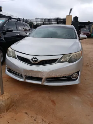 Toyota Camry 2013 Silver