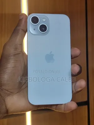 Apple iPhone 15 128 GB Green