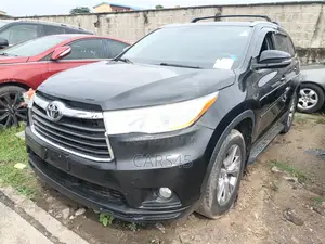 Toyota Highlander 2014 Black