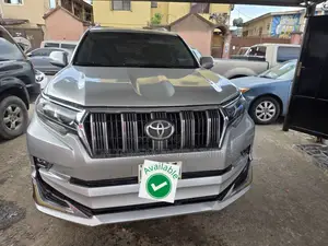 Toyota Land Cruiser Prado 4.0 i 2011 Silver