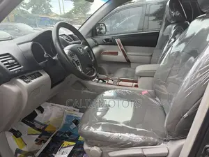 Toyota Highlander 2012 Green