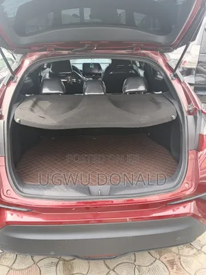 Toyota C-HR 2019 Red