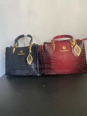 Classic Fashionable Hand Bag