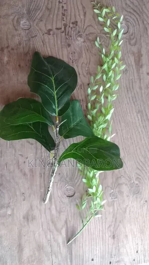 Small Synthetic Flowers