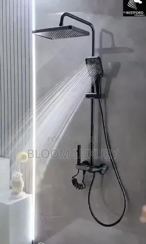 Matte Black Surface Piano Shower 