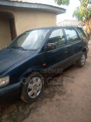 Mitsubishi SpaceWagon 2.0 1993 Blue
