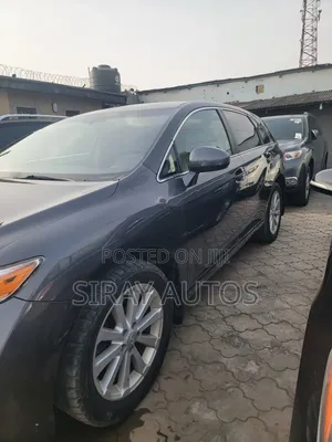 Toyota Venza 2010 Gray