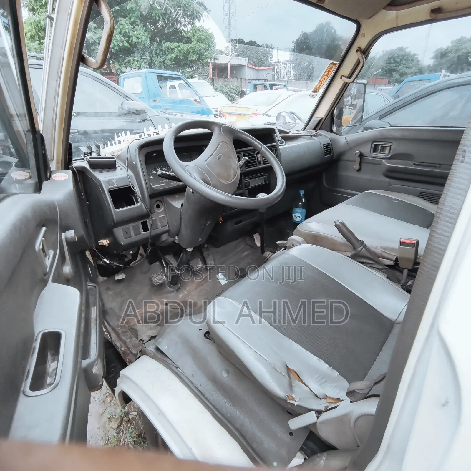 Ford E550 2005 White