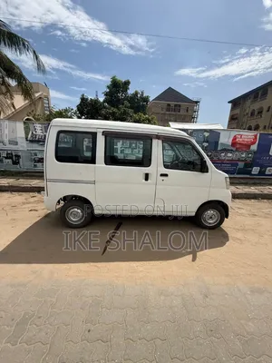 Daihatsu Hijet 2010 White