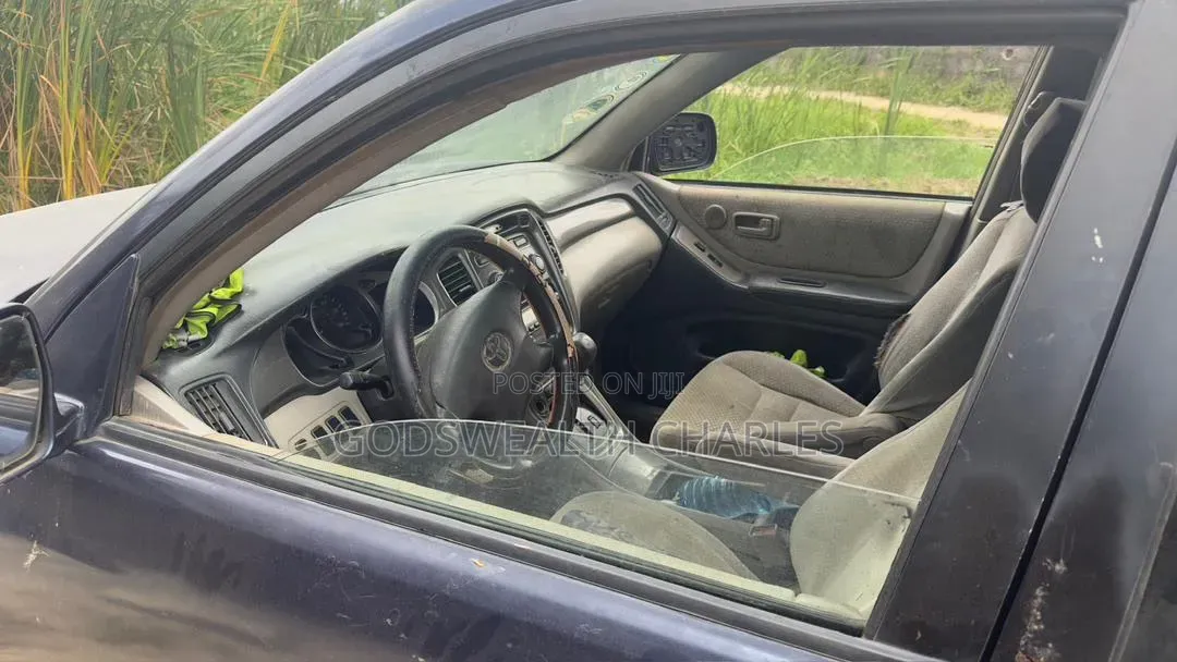 Toyota Highlander 2003 Blue