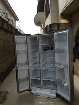 Hisense Side by Side 637l Fridge Designed for Comfort [Rs-87ws]