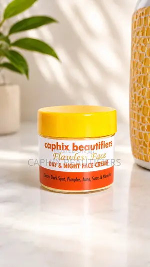 Amororo Flawless Face Cream