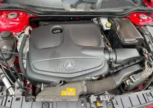 Mercedes-Benz GLA 250 2019 Red