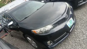 Toyota Camry SE 4dr Sedan (3.5L 6cyl 6A) 2014 Black