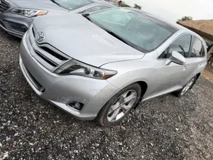 Toyota Venza Limited 4dr Wagon (3.5L 6cyl 6A) 2014 Silver