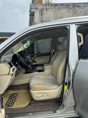 Lexus GX 460 2012 Silver